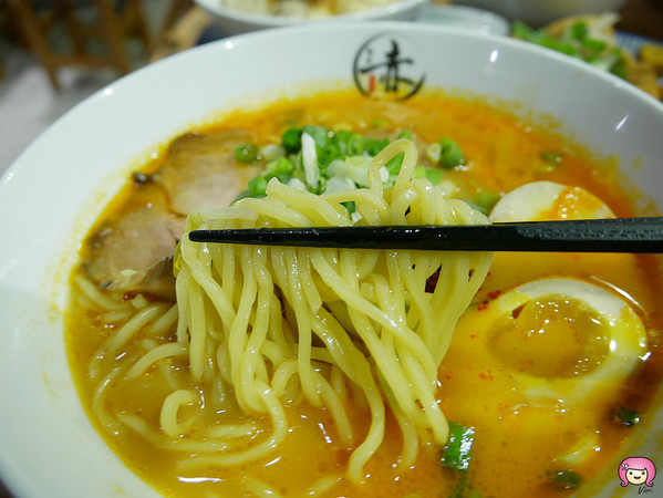 ▲▼ 赤麵廠 レッドラーメン - 桃園藝文店。（圖／Viviyu旅遊美食世界提供）