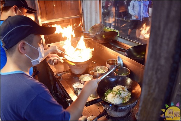 ▲▼二口美食一中店。（圖／商妮提供）