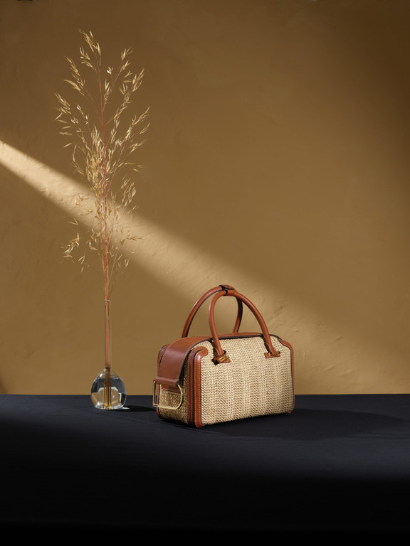 ▲DELVAUX 2019春夏。（图／DELVAUX提供）