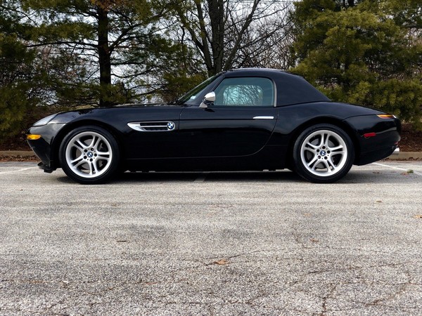 老牌007舊愛BMW Z8「442萬元」拍賣中　里程數只有3萬出頭（圖／翻攝自Carscoops）