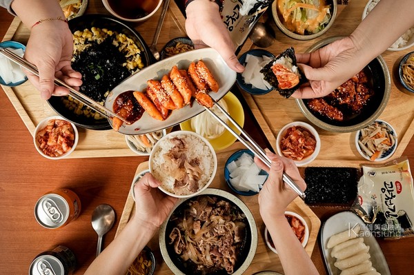 ▲高雄韓式料理推單人套餐。（圖／高雄美食地圖提供）