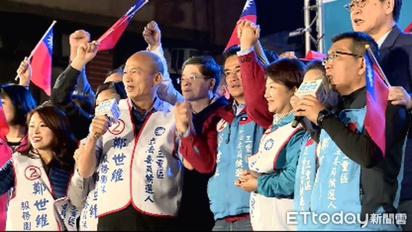 ▲▼鄭世維三重選前大團結之夜,韓國瑜與侯友宜。（圖／攝影中心攝）