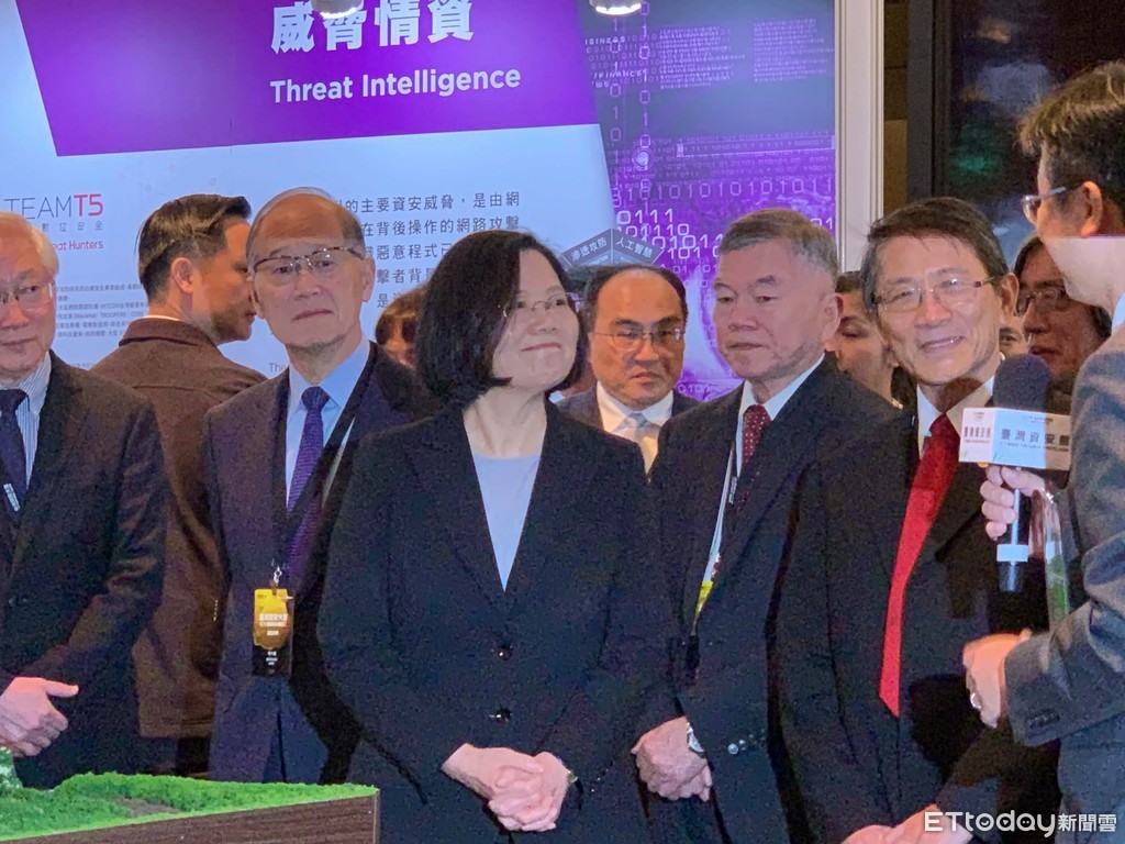 ▲▼總統蔡英文為2019台灣資安大會開幕致詞，並參觀超過30家台灣資安品牌。（圖／記者邱倢芯攝）