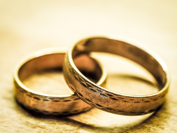 ▲戒指,婚戒,結婚,訂婚。（圖／取自免費圖庫Pakutaso）