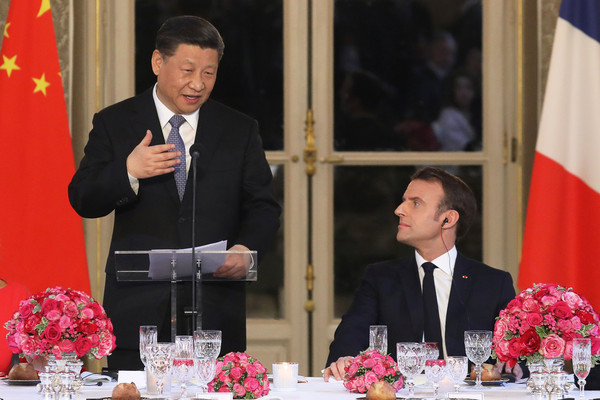 ▲▼中國國家主席習近平與法國總統馬克宏25日在巴黎愛麗舍宮會面。（圖／路透）