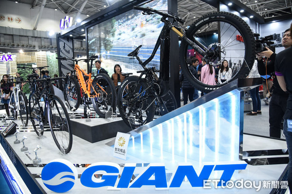 ▲巨大集團旗下GIANT捷安特品牌，電動輔助自行車於歐美市場熱銷。（圖／記者林敬旻攝）