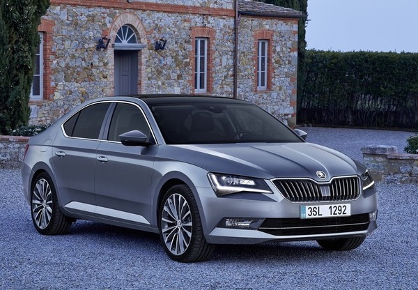 Skoda第三代Superb完成50萬輛銷售里程碑　未來可望追加油電車型（圖／翻攝自Skoda）