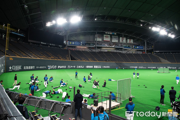 ▲▼北海道日本火腿隊開幕賽前一天練球,札幌巨蛋球場。（圖／記者季相儒攝）