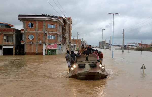 ▼洪水影響超過3500萬人，損失慘重。（示意圖／達志影像／美聯社）