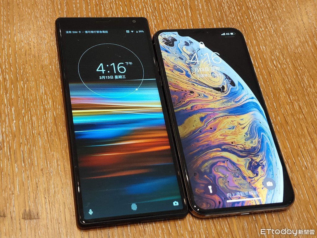 ▲▼Sony Xperia 10 Plus開箱。（圖／記者邱倢芯攝）