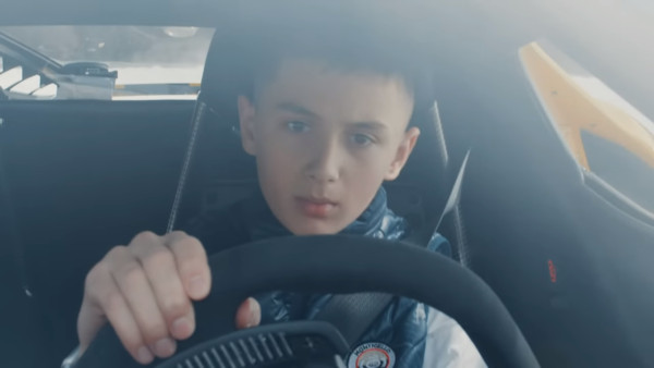 14歲少年雪地狂甩福特GT　超狂技術連原廠都傻了眼（圖／翻攝自Monticello Motor Club）