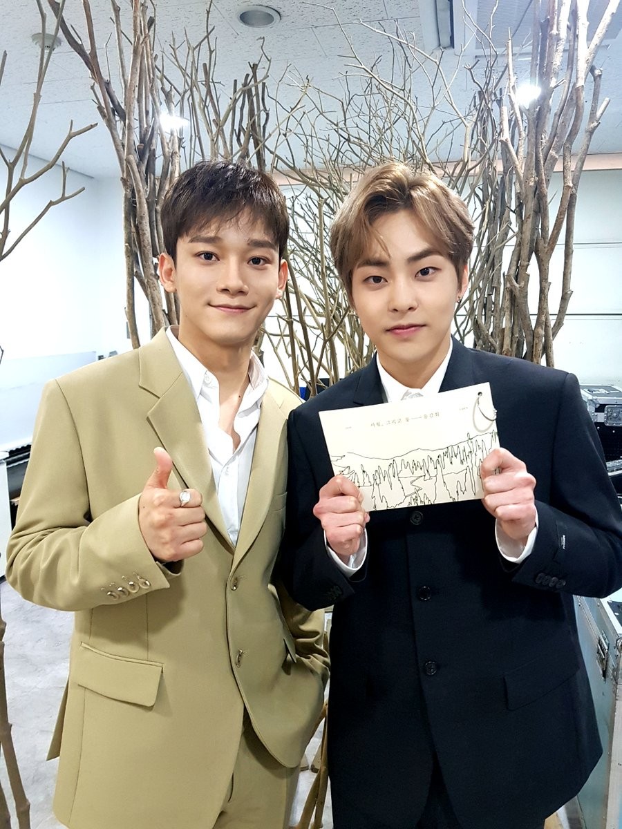 ▲▼XIUMIN和CHEN。（圖／翻攝自Twitter/SMTOWNGLOBAL）