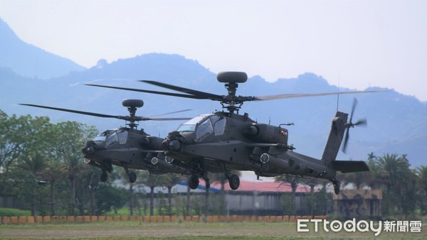 ▲陸軍 阿帕契直升機 AH-64E攻擊直升機 ▼。（圖／記者呂佳賢攝）