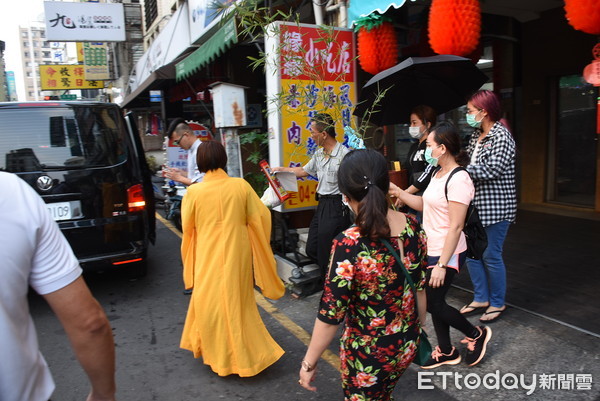 ▲▼離婚男不滿女友提分手，手刃女友致死後，再跳樓輕生。（圖／記者李忠憲翻攝）