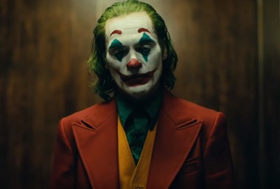 DC《小丑》入圍威尼斯影展主競賽　官方認證：比《黑暗騎士》更黑暗