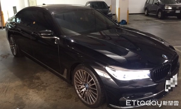 ▲南投地檢署將在4月10日拍賣的黑色BMW，型式為「740LI SEDAN」。（圖／南投地檢署提供／下同）