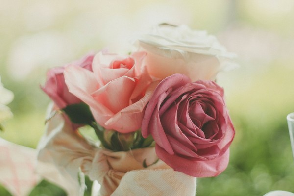 ▲▼玫瑰,房間,臥房,窗戶,道路,花,旅行,回家。（圖／翻攝自pixabay）