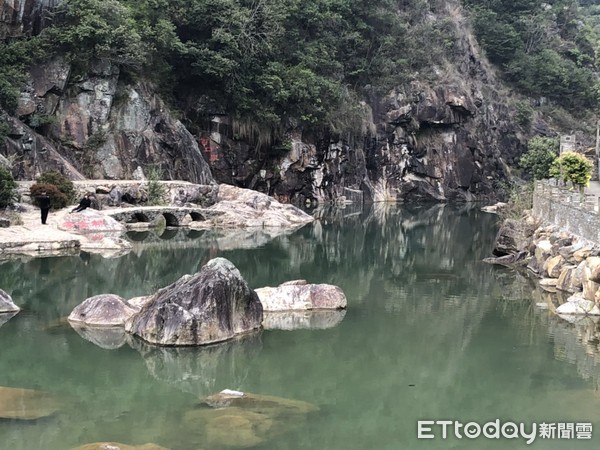 ▲連江「貝里蟹谷」景區，有山有水還可以賞花。（圖／記者劉亭攝）