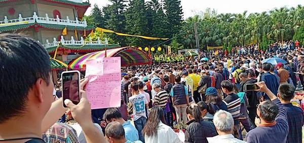 ▲桃園新屋葉家祭祖大合唱「葉五美頌」