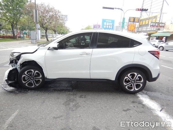 ▲國產休旅車與「海神」正面對決，車主嚇傻腿軟。（圖／記者李忠憲翻攝）