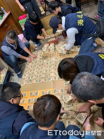 ▲海巡署偵防分署4月初破獲台灣最大偽鈔盤商。（圖／記者張君豪翻攝）
