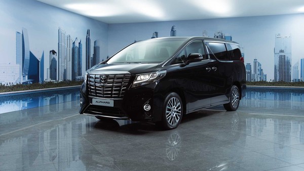 ▲▼   Toyota Alphard。（圖／翻攝自Toyota）