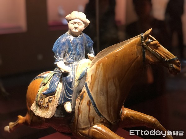 �Ƴ������ڣ�  ����ɧ�ŵ绰Ҫ����ƴ�����ż�