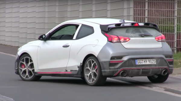 ▲Hyundai Veloster N 。（圖／翻攝自YouTube／JvDSupercars）