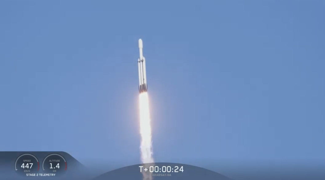 ▲▼美國太空探索科技公司SpaceX,獵鷹重型火箭,Arabsat 6A。（圖／翻攝自SpaceX）