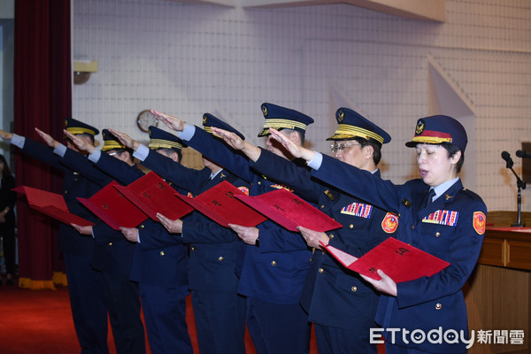 ▲▼北市政府警察局卸新任分局長、大隊長聯合佈達交接典禮。（圖／記者林敬旻攝）