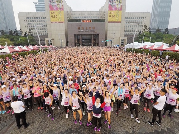 ▲▼  2019 Taishin Women Run Taipei           。(中華民國路跑協會提供)