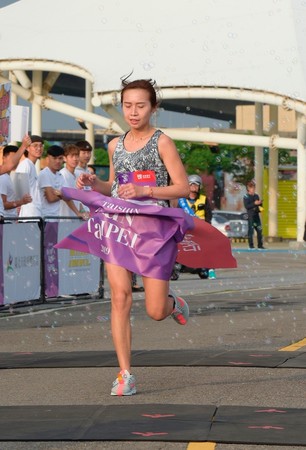 ▲▼  2019 Taishin Women Run Taipei           。(中華民國路跑協會提供)