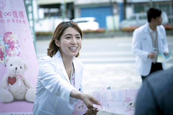▲▼ 公視5月推出全新醫療劇劇《生死接線員》-劉倩妏飾演菜鳥協調師            。（圖／公視提供）