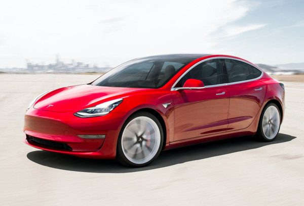 ▲▼ Tesla全自動駕駛系統將漲價 。（圖／翻攝自Tesla）