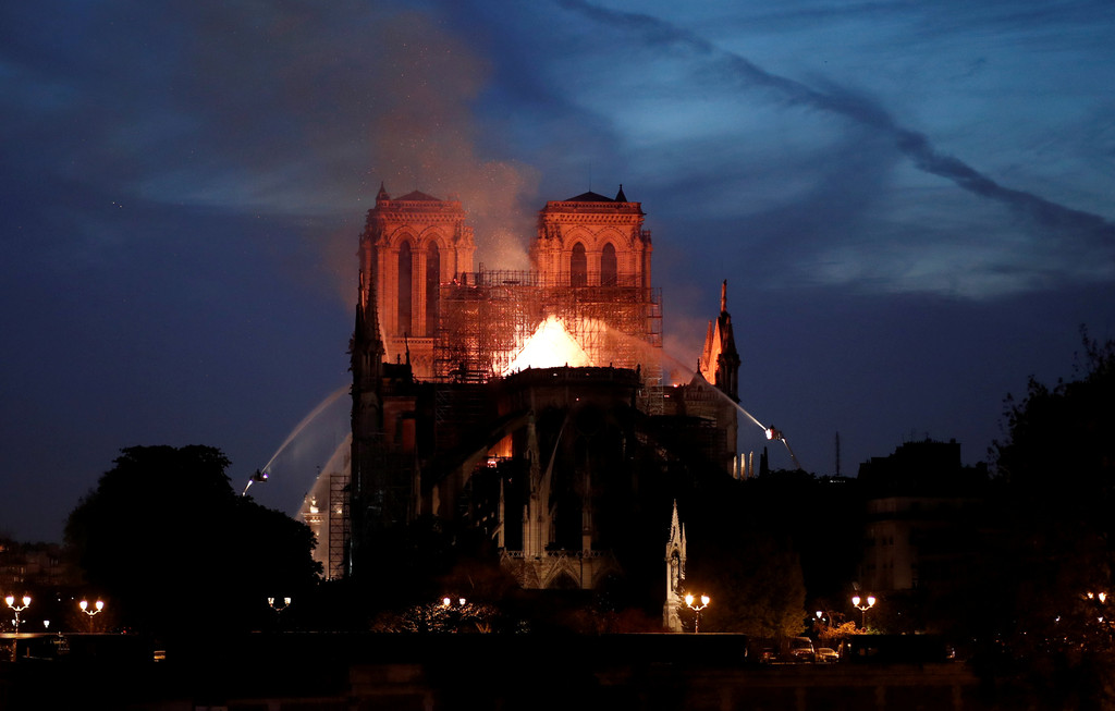 ▲巴黎聖母院（Notre-Dame de Paris）；巴黎聖母主教座堂（Cathédrale Notre-Dame de Paris）火災。（圖／路透社）