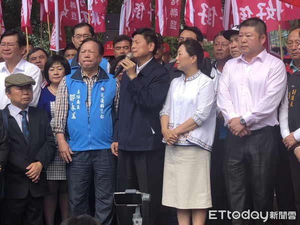 ▲▼     傅崑萁出獄        。（圖／記者蕭可正攝）