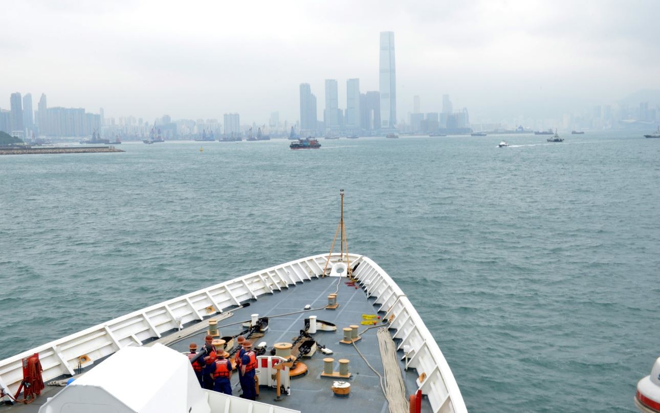 ▲▼美海巡艦停泊香港。（圖／翻攝自美國印太司令部推特）