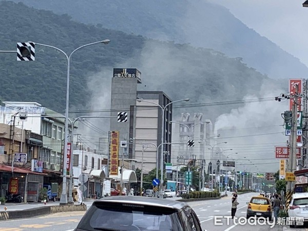 蘇花公路崇德段因地震造成山崩，所幸目前尚未傳出災情。（圖／記者王兆麟翻攝，下同）