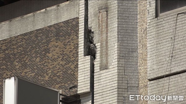 ▲▼金林大樓受到地震影響水泥剝落。（圖／ETtoday攝影中心）