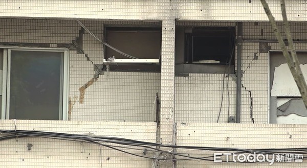 ▲▼台北市信義路富貴角大樓受到0418地震影響。（圖／ETtoday攝影中心）