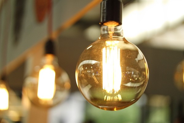▲▼電燈,燈泡。（圖／pixabay）