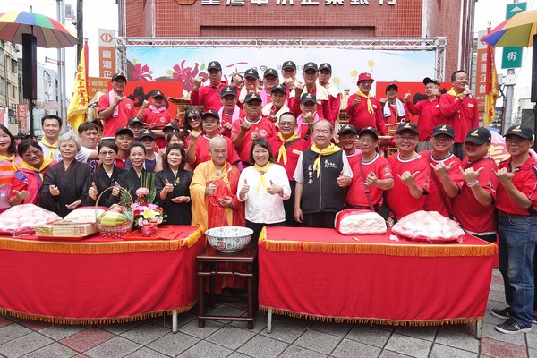 ▲▼ 諸羅建城300年西門城樓媽祖巡訪健走 黃敏惠市長恭祝聖誕千秋。（圖／記者翁伊森翻攝，下同）