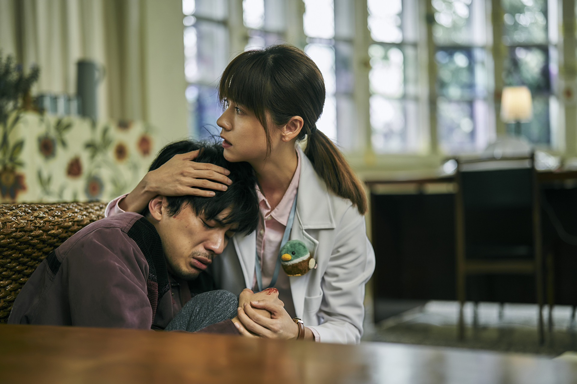 ▲▼《我們與惡的距離》，林予晞扮演社工師。（圖／公視提供）