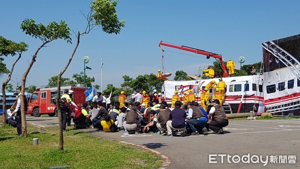 ▲新竹市全民防衛動員暨災防演習 民安5號 救災 消防局 搜救犬。（圖／記者陳凱力攝）