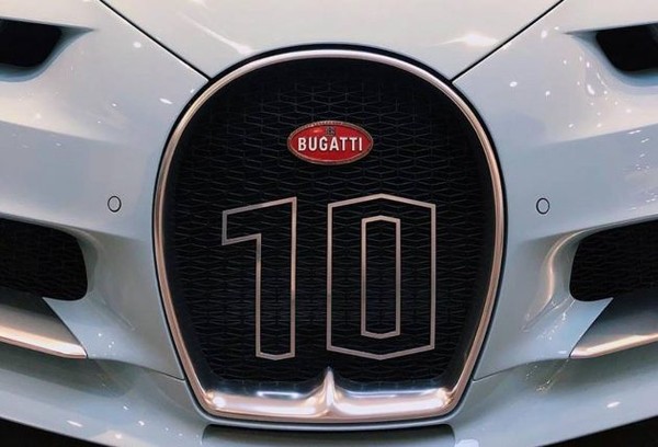 身價三級跳！美國狂人把自家Hyundai Coupe改造成Bugatti Chiron（圖／翻攝自autoevolution）