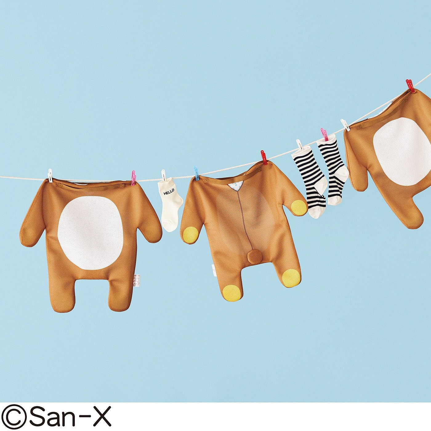 ▲拉拉熊外衣洗衣袋。（圖／翻攝自felissimo.co.jp、san-x.co.jp）