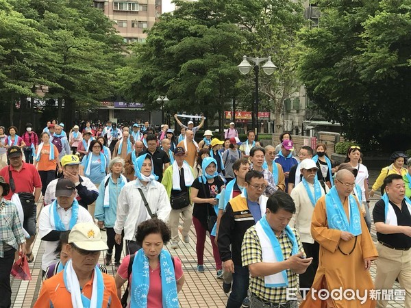 ▲ 土城5000親子健行慶佛誕 好玩還可抽iPad。（圖／新北市民政局提供）