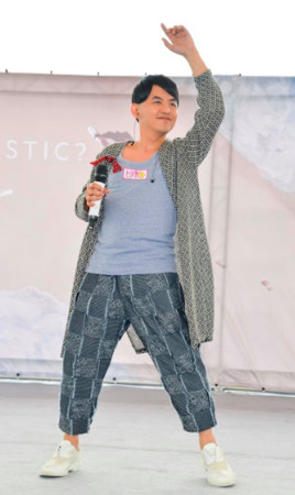 ▲▼庾澄慶輕鬆跑完4K，黃子佼獻唱助陣。（圖／國家地理提供）