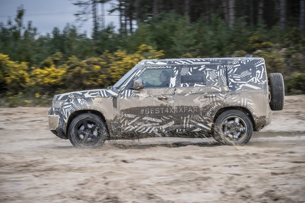 ▲▼Land Rover Defender進行最終測試，將於9月上市 。（圖／翻攝自Land Rover）