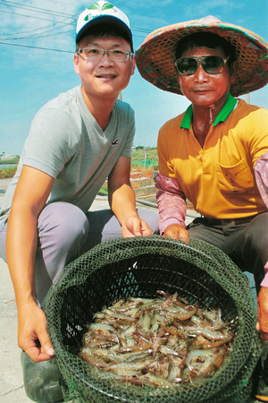 ▲▼ 嘉義優質鱸魚及水產，五月初將於台北希望廣場販售，北部民眾將可嘗到新鮮直送的新鮮漁獲。（圖／嘉義縣政府提供，下同）